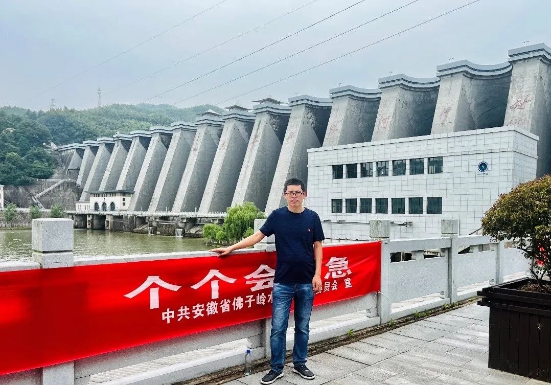 NHRI先锋党员:季荣耀